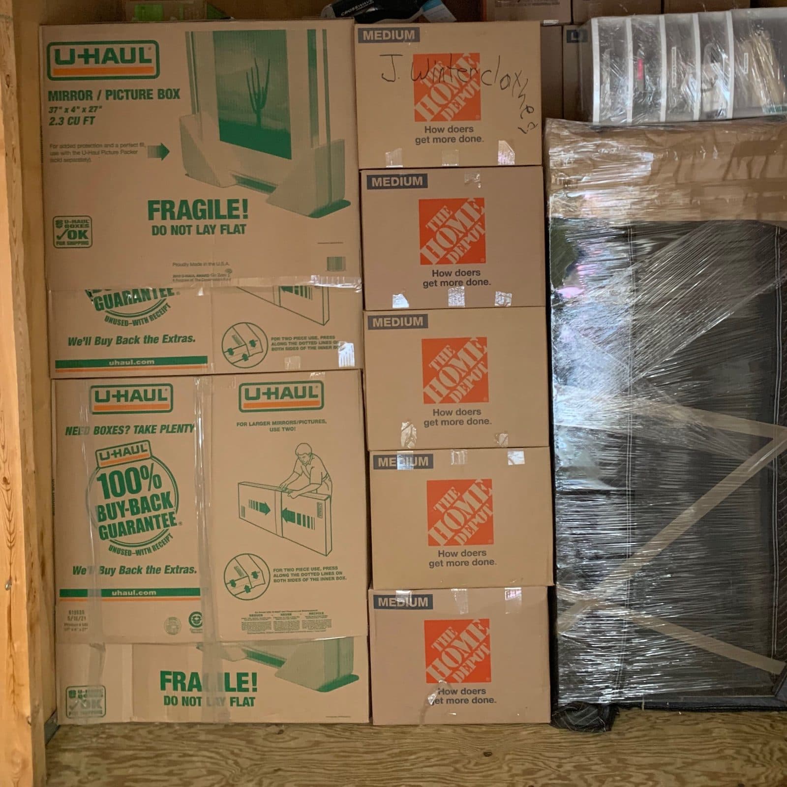 U-HAUL FRAGILE BOXES AND WRAPPED FURNITURE